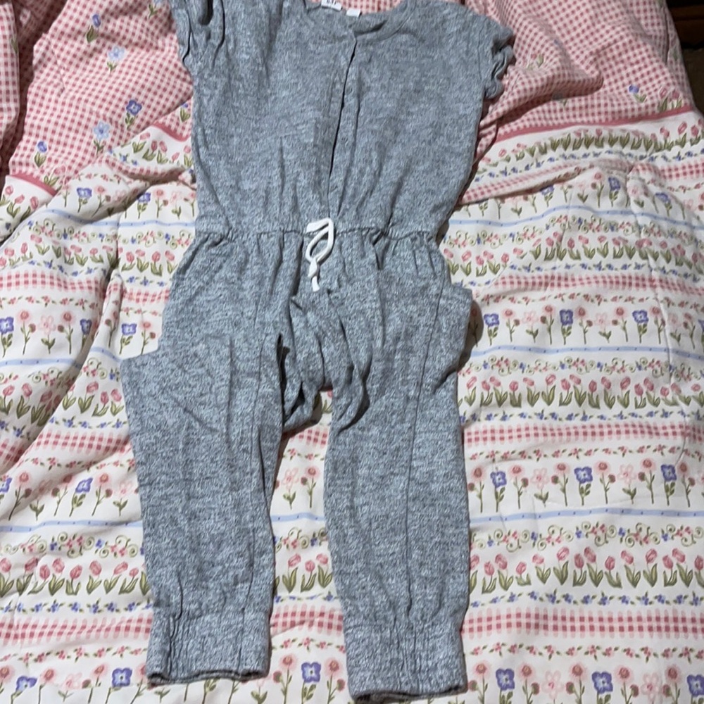 Gap romper, gray , size S 6-7
